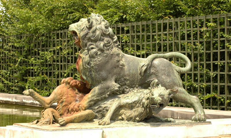Lion et loup. Jean Raon.