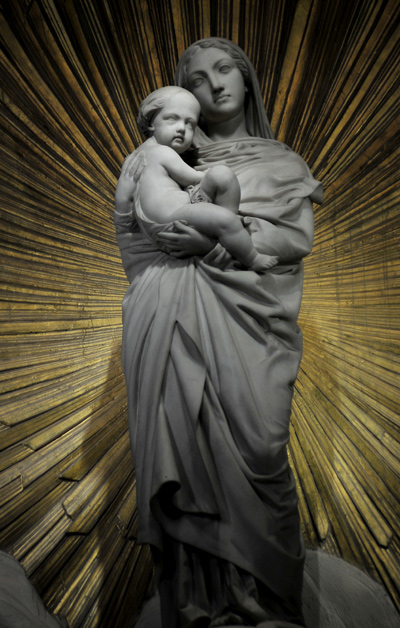 Vierge à l'Enfant. Jean Marie Bonnassieux.