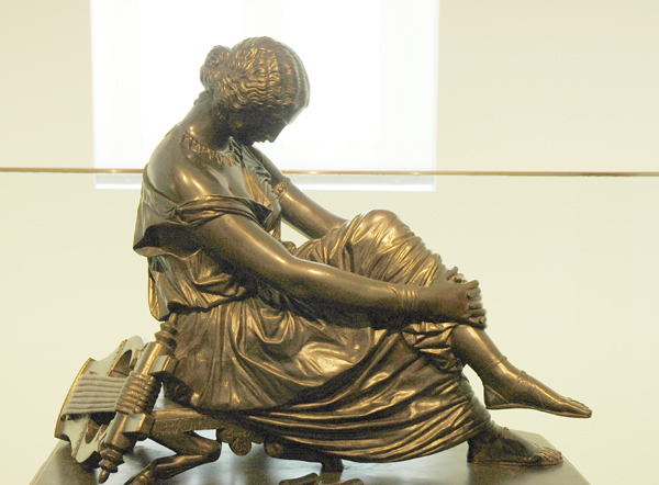 Sapho assise. James Pradier.